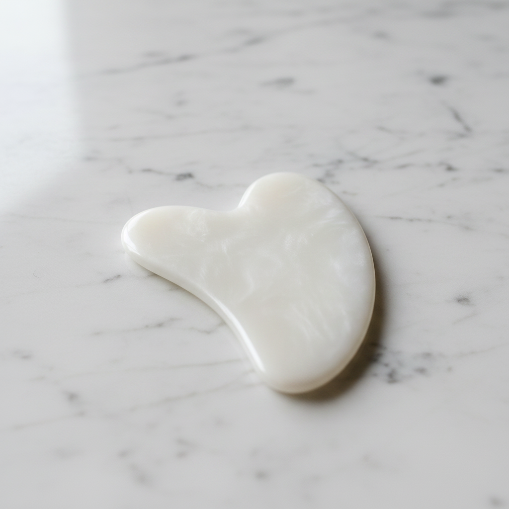 Resin Gua Sha Massage Board – Full Face Sculpting & Lymphatic Tool